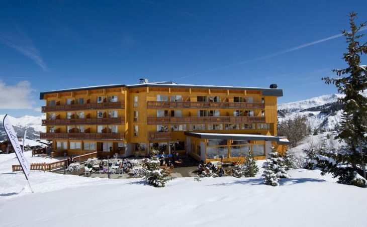 Chalet Hotel Crystal 2000 (Family) in Courchevel , France image 7 